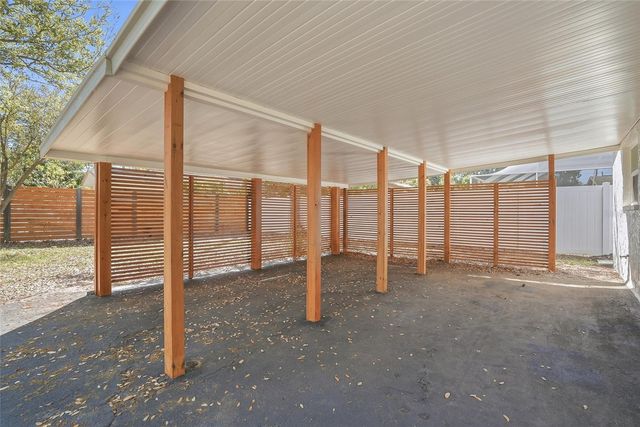 1339 35TH STREET N, St Petersburg, FL 33713