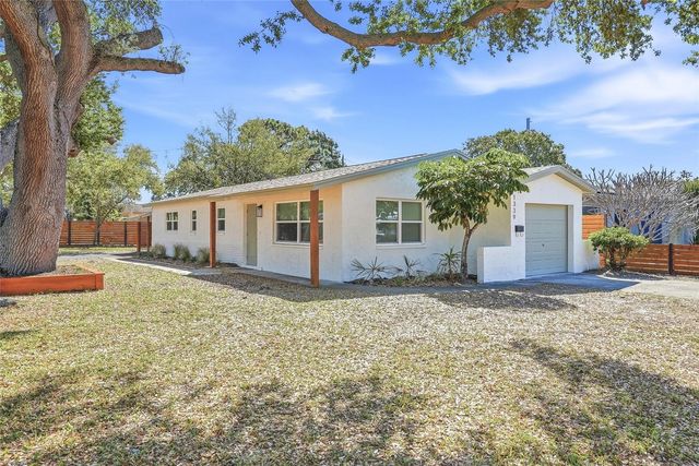 1339 35TH STREET N, St Petersburg, FL 33713