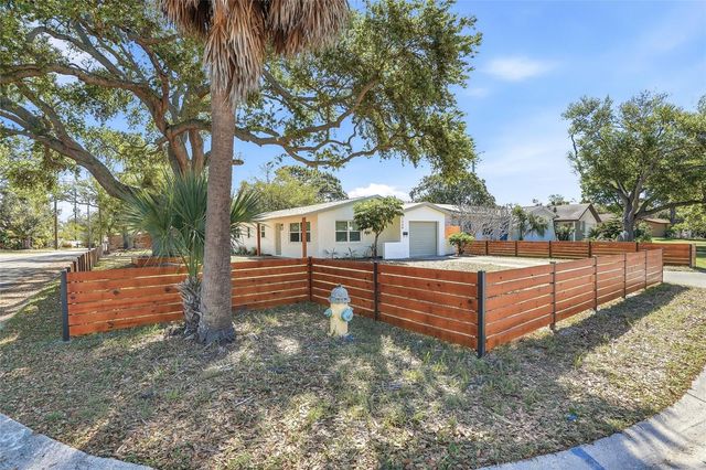 1339 35TH STREET N, St Petersburg, FL 33713