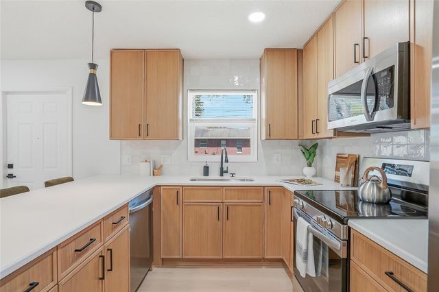 1339 35TH STREET N, St Petersburg, FL 33713