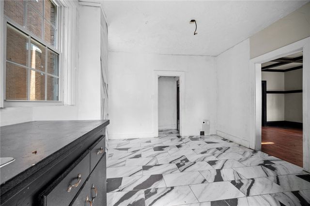 65 Southern, Mt Washington, PA 15211