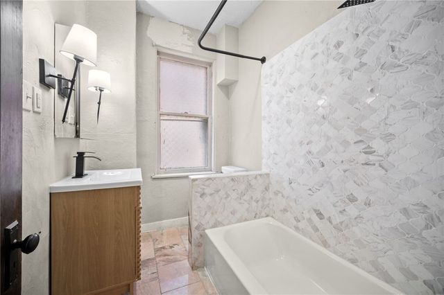 65 Southern, Mt Washington, PA 15211