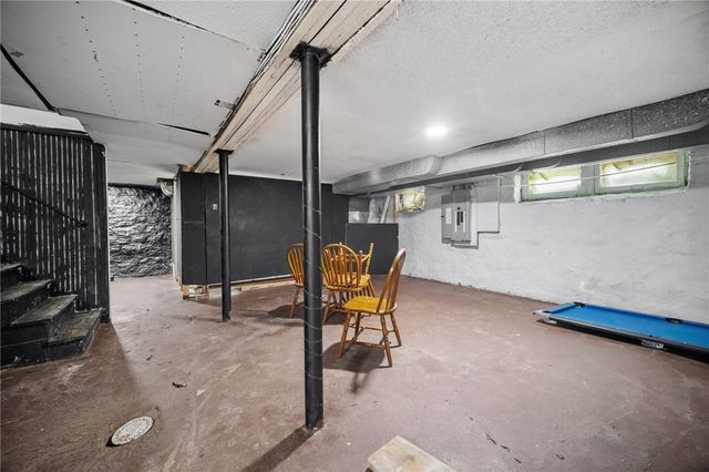 65 Southern, Mt Washington, PA 15211