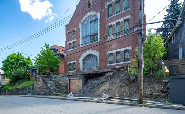 65 Southern, Mt Washington, PA 15211