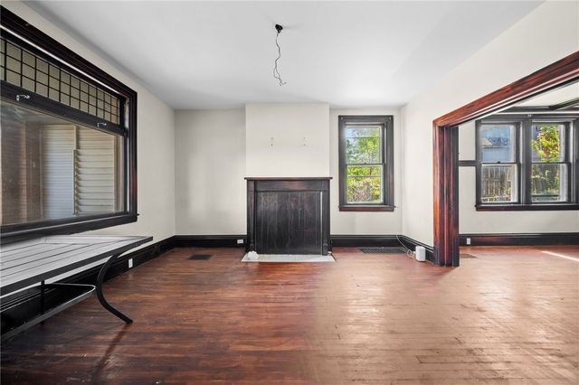 65 Southern, Mt Washington, PA 15211