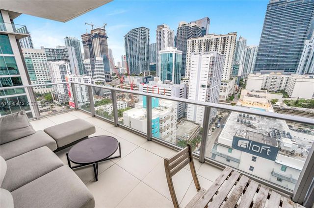 1010 SW 2nd Ave 2004, Miami, FL 33130