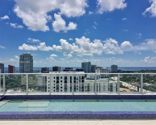 1010 SW 2nd Ave 2004, Miami, FL 33130