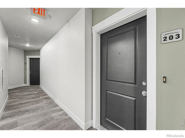 265 High Point Drive 203, Longmont, CO 80504