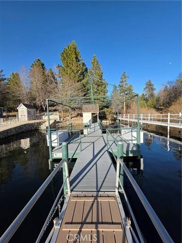 324 N324- Single Slip Dock, Lake Arrowhead, CA 92352