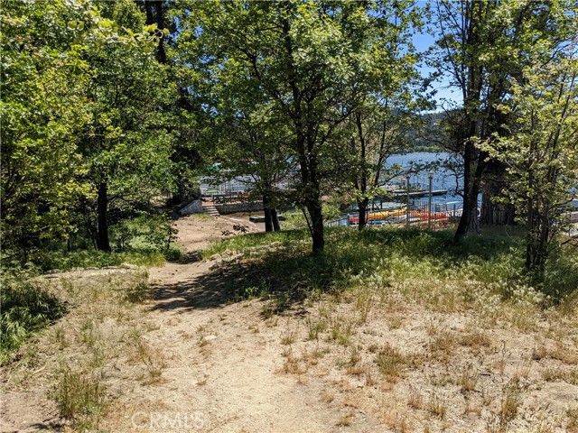 324 N324- Single Slip Dock, Lake Arrowhead, CA 92352