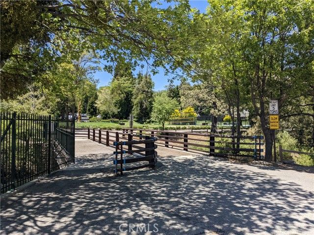 324 N324- Single Slip Dock, Lake Arrowhead, CA 92352