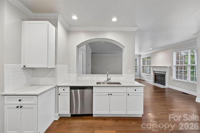 2825 Chip Shot Drive, Matthews, NC 28104