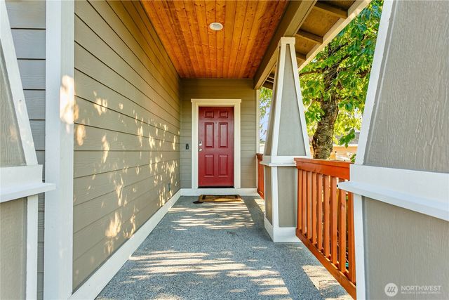 1418 E 68th Street Ct, Tacoma, WA 98404