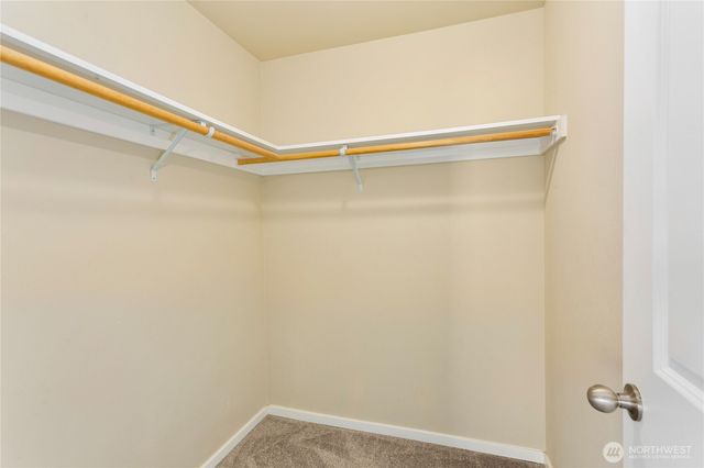 1418 E 68th Street Ct, Tacoma, WA 98404