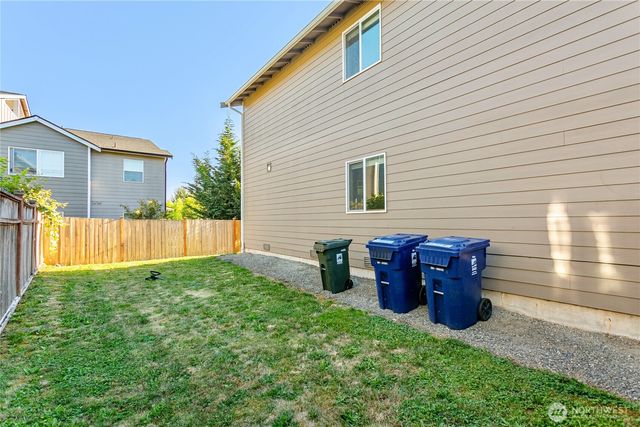 1418 E 68th Street Ct, Tacoma, WA 98404