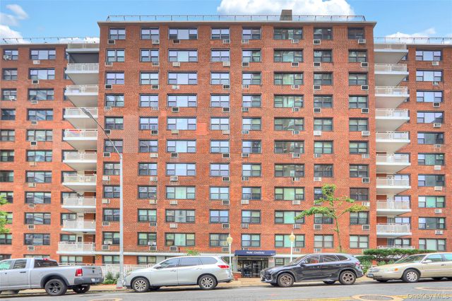 123-40 83rd Avenue 6D, Kew Gardens, NY 11415
