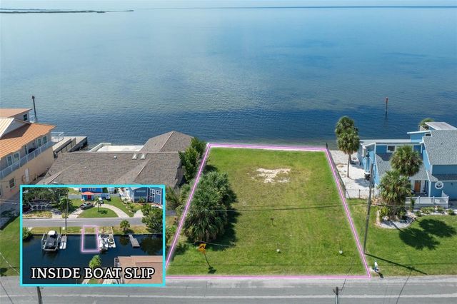 3208 GULF WINDS CIRCLE, Hernando Beach, FL 34607