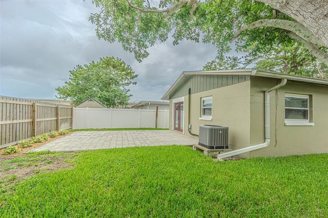 925 CEDARWOOD AVENUE, Dunedin, FL 34698