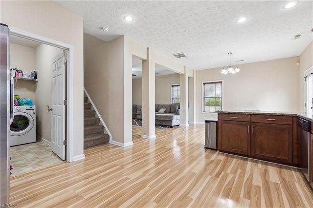 208 Dooley ST, Hampton, VA 23669