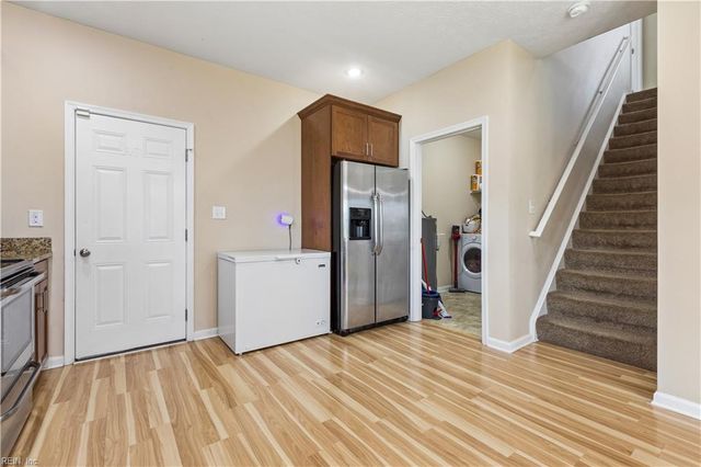 208 Dooley ST, Hampton, VA 23669
