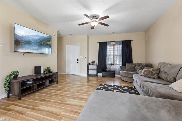 208 Dooley ST, Hampton, VA 23669