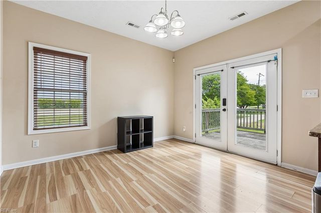 208 Dooley ST, Hampton, VA 23669