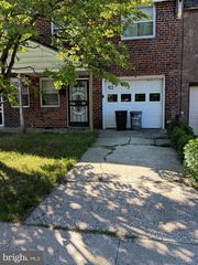 422 SHETLAND RD, Darby, PA 19023