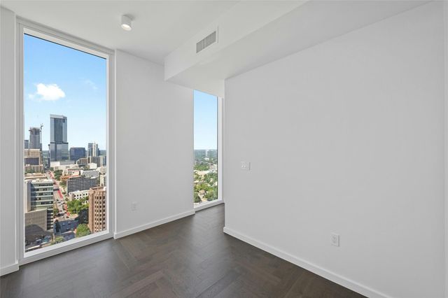 313 W 17th ST 2405, Austin, TX 78701