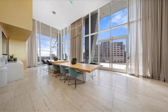 313 W 17th ST 2405, Austin, TX 78701