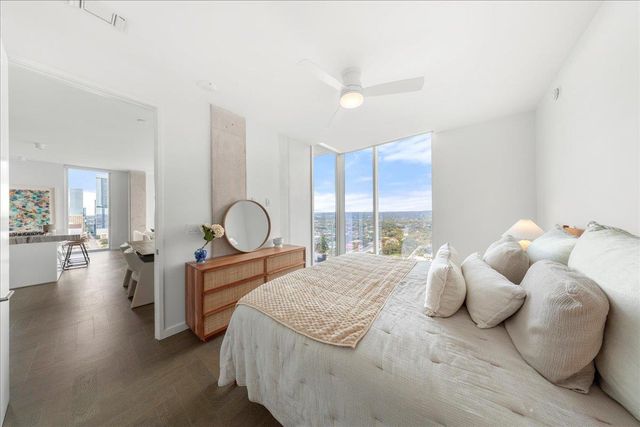 313 W 17th ST 2405, Austin, TX 78701