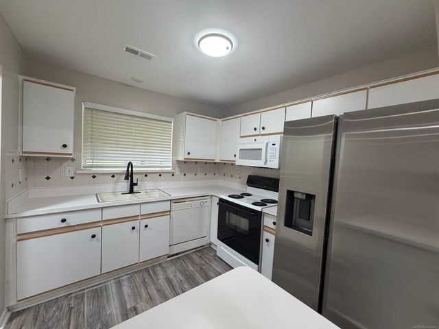 44411 Sunnyside Drive, Sterling Heights, MI 48313