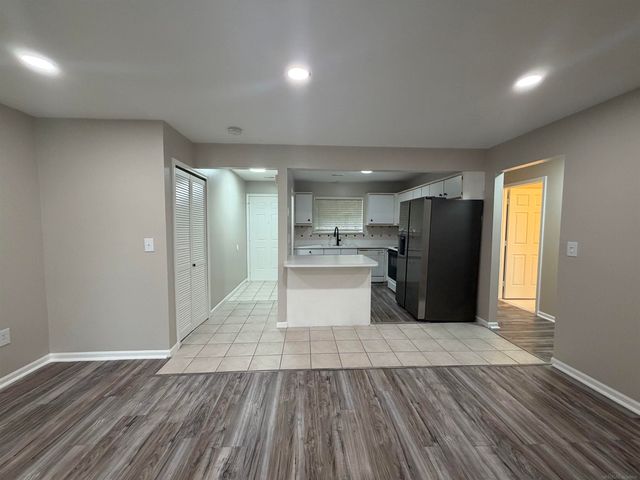 44411 Sunnyside Drive, Sterling Heights, MI 48313