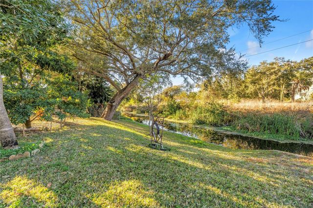 6825 CIRCLECREEK DRIVE, Pinellas Park, FL 33781