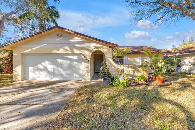 6825 CIRCLECREEK DRIVE, Pinellas Park, FL 33781