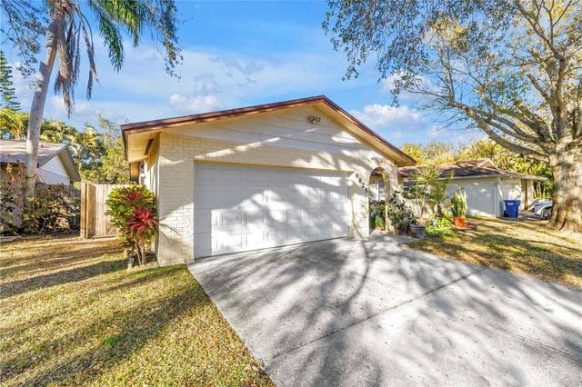 6825 CIRCLECREEK DRIVE, Pinellas Park, FL 33781
