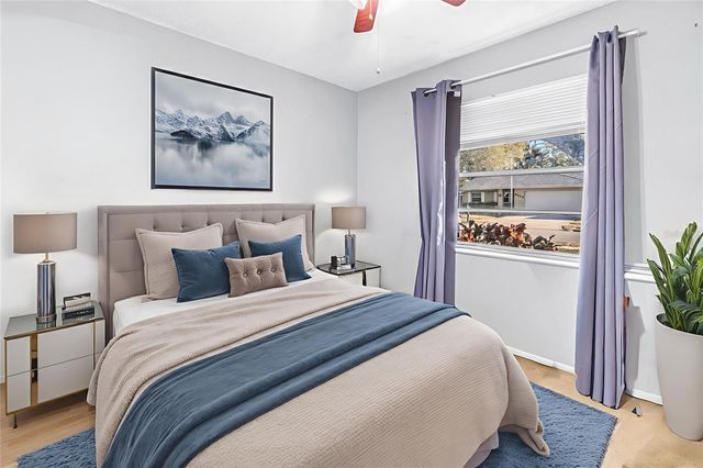 6825 CIRCLECREEK DRIVE, Pinellas Park, FL 33781