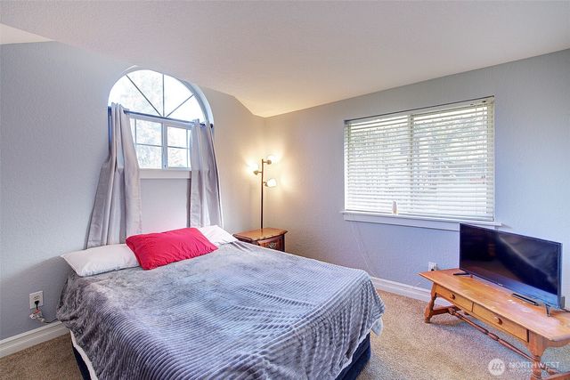 8410 162nd Street Ct E, Puyallup, WA 98375