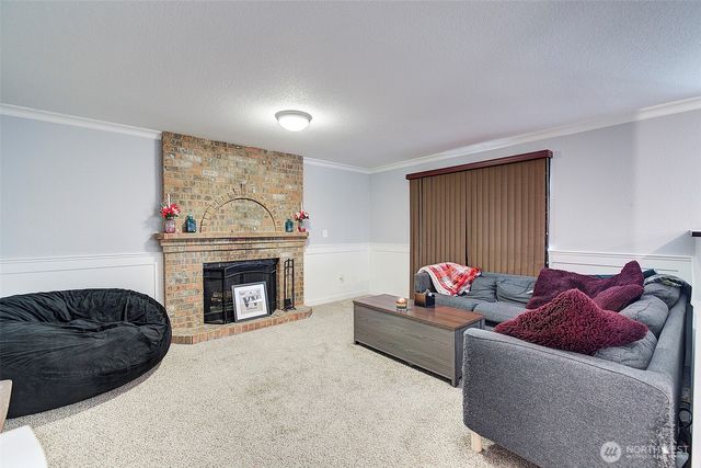 8410 162nd Street Ct E, Puyallup, WA 98375