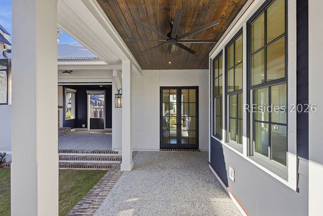 18 Lyonia St, Bluffton, SC 29910