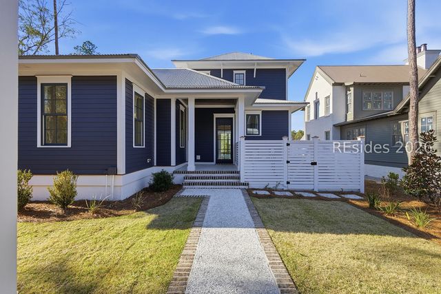 18 Lyonia St, Bluffton, SC 29910