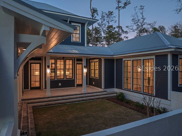 18 Lyonia St, Bluffton, SC 29910