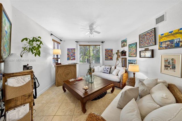 7436 SW 188th Ln, Cutler Bay, FL 33157