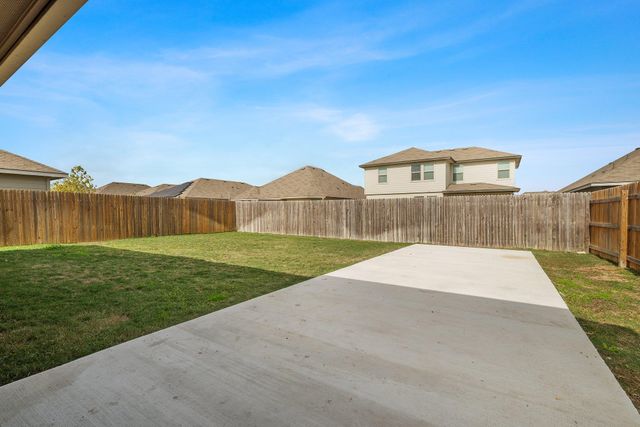 229 Reagor DR, Taylor, TX 76574