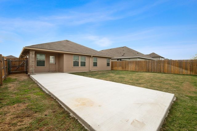 229 Reagor DR, Taylor, TX 76574