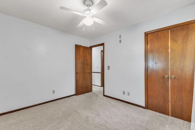 7001 N Highland Avenue, Kansas City, MO 64118