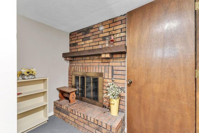 7001 N Highland Avenue, Kansas City, MO 64118