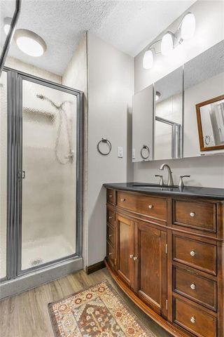 7001 N Highland Avenue, Kansas City, MO 64118