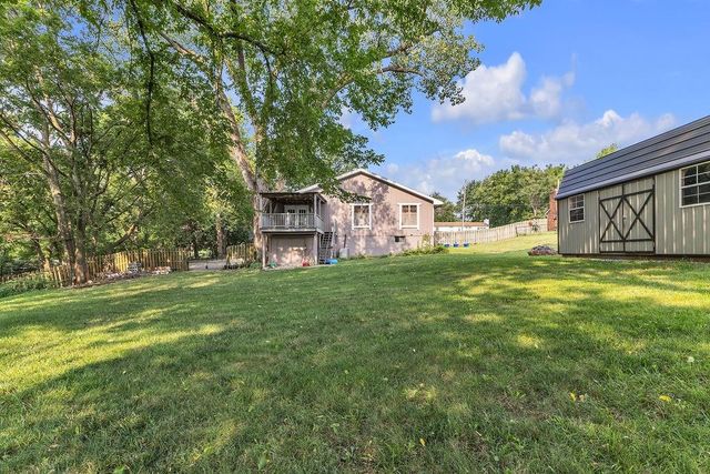 7001 N Highland Avenue, Kansas City, MO 64118
