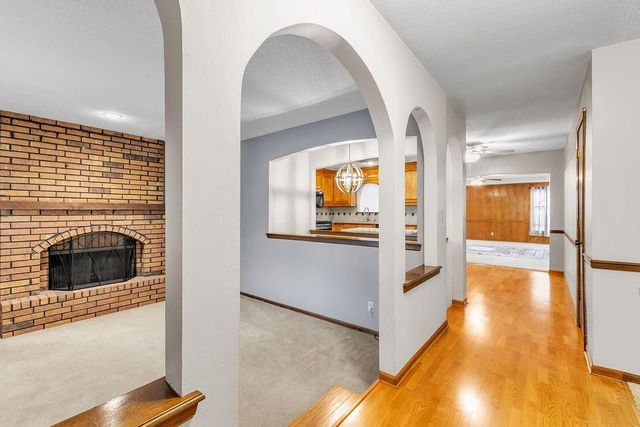 7001 N Highland Avenue, Kansas City, MO 64118