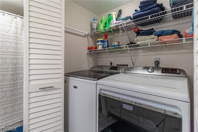 7430 Lake Breeze DR 403, Fort Myers, FL 33907